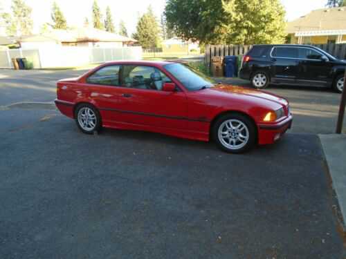 BMW 328iS