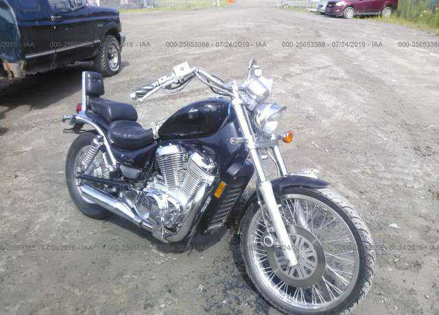 Suzuki VS800