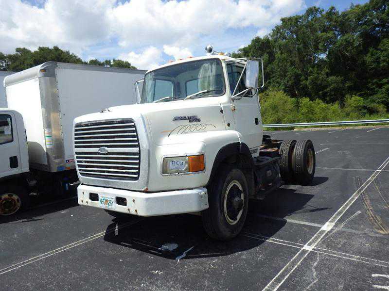 Ford LA9000