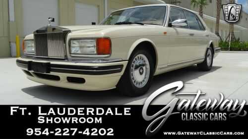 Rolls-Royce Silver Spur