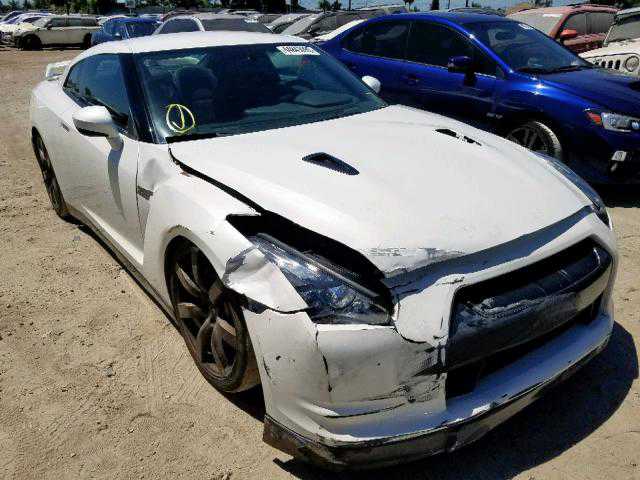 Nissan GT-R