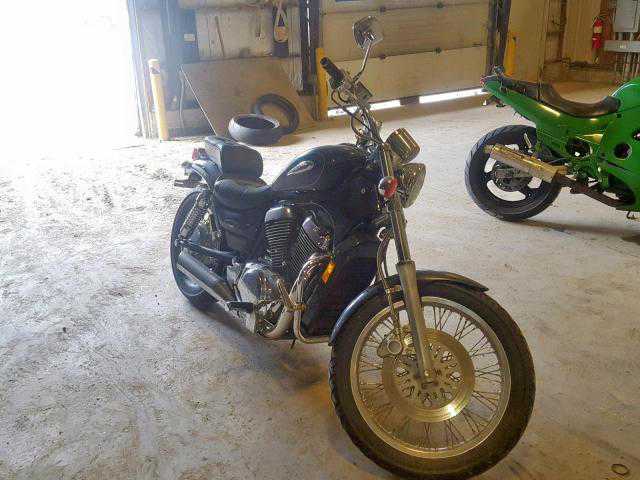Suzuki VS800