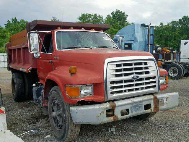 Ford F-700