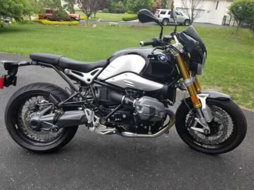 BMW R nineT