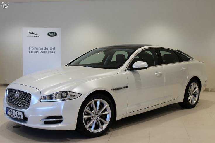 Jaguar XJ