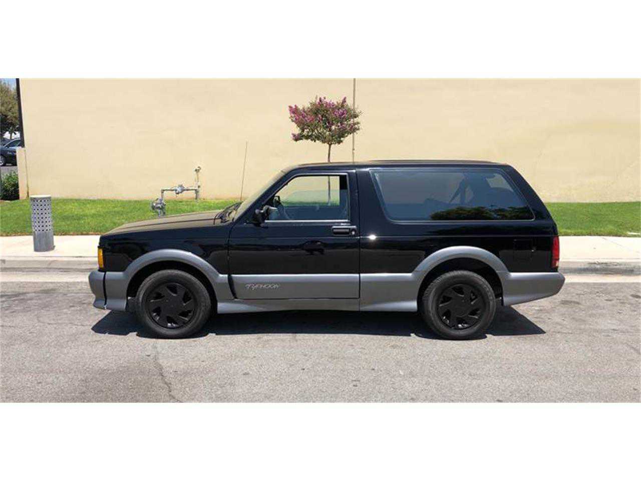 GMC Typhoon