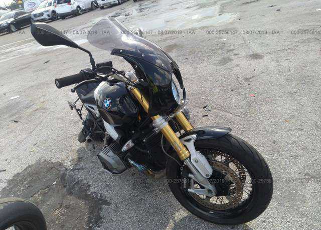 BMW R nineT