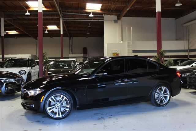 BMW 330e