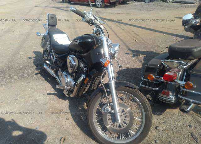 Suzuki VS800