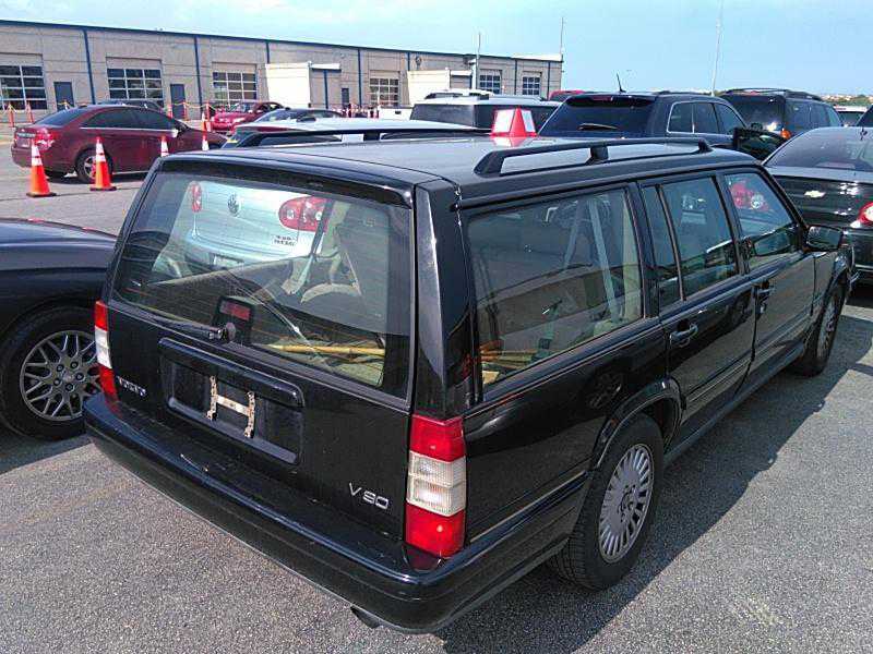 Volvo V90