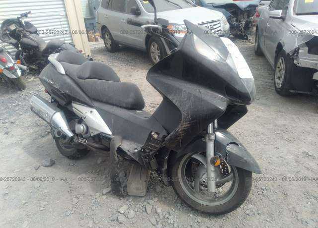 Honda FSC600 (Silver Wing)