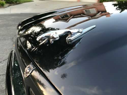 Jaguar XJR