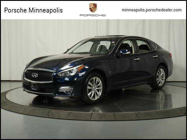 Infiniti Q70
