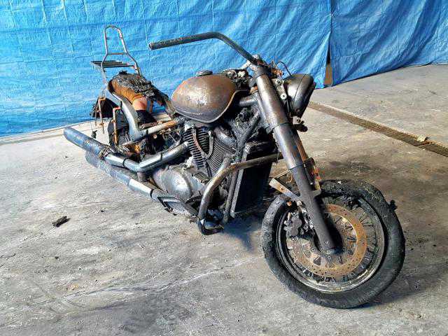 Suzuki VL800