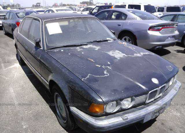 BMW 735iL