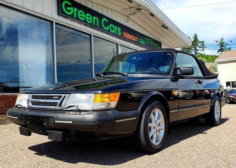 Saab 900