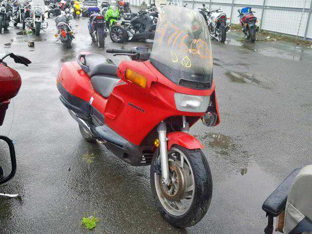 Honda PC800 (PACIFIC COAST)