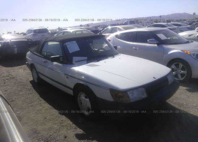 Saab 900