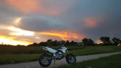 Suzuki DR-Z400SML