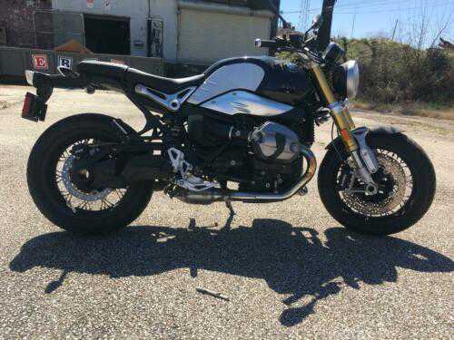 BMW R nineT
