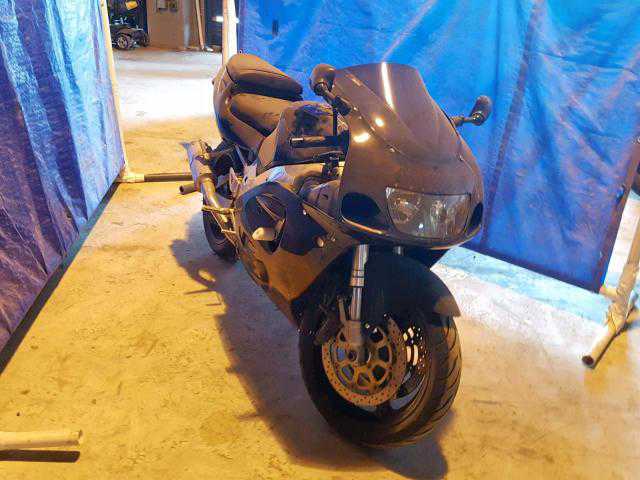 Suzuki GSX-R750