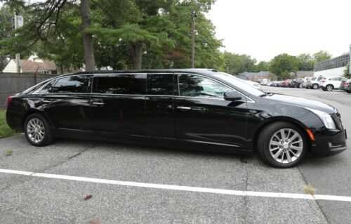 Cadillac Stretch Limousine