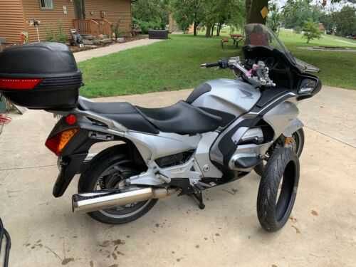 Honda ST1300A