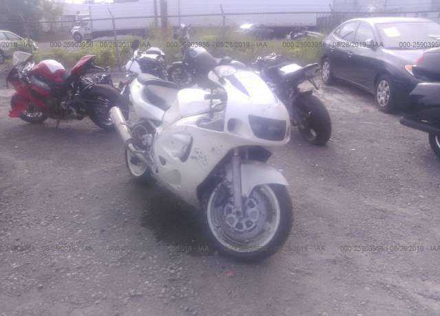 Suzuki GSX-R750