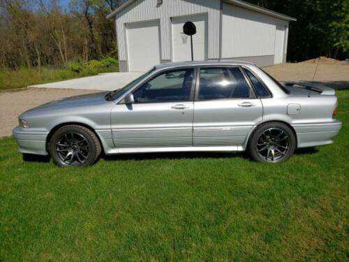 Mitsubishi Galant