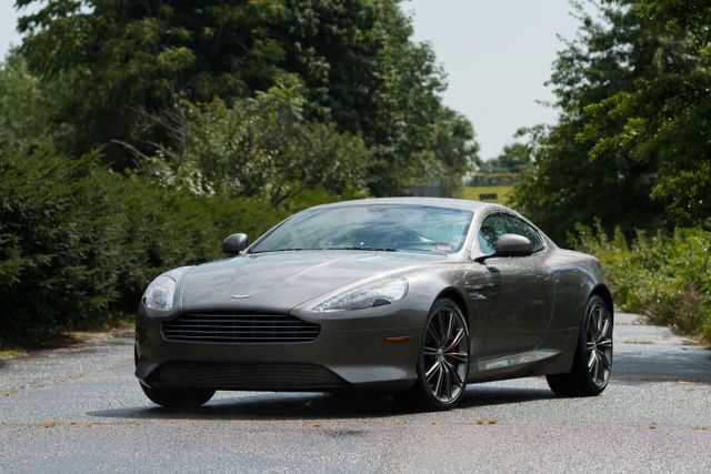 Aston Martin DB9