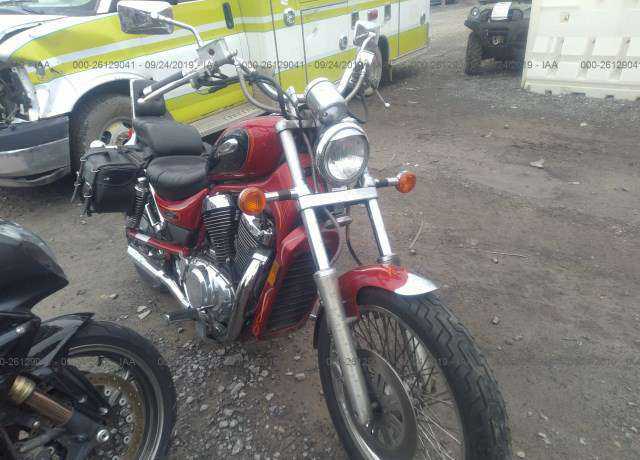 Suzuki VS800