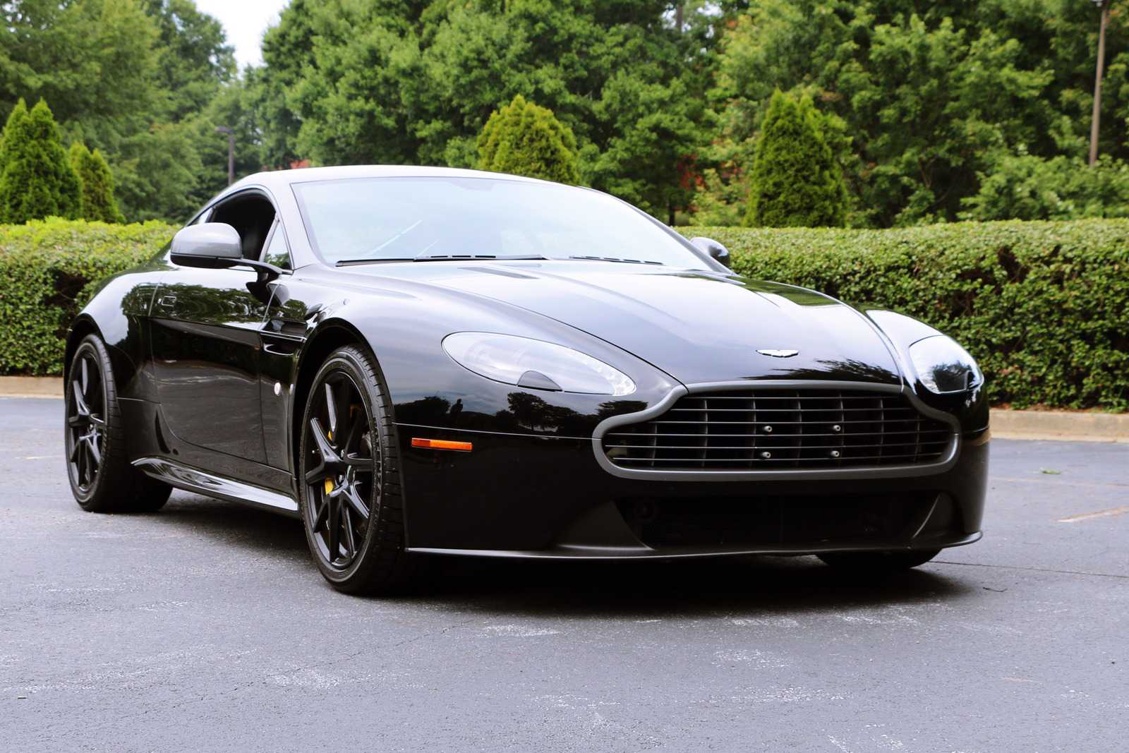 Aston Martin V8 Vantage