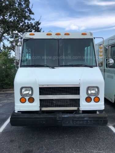GMC P Truck Forward