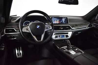 2016 BMW 750i