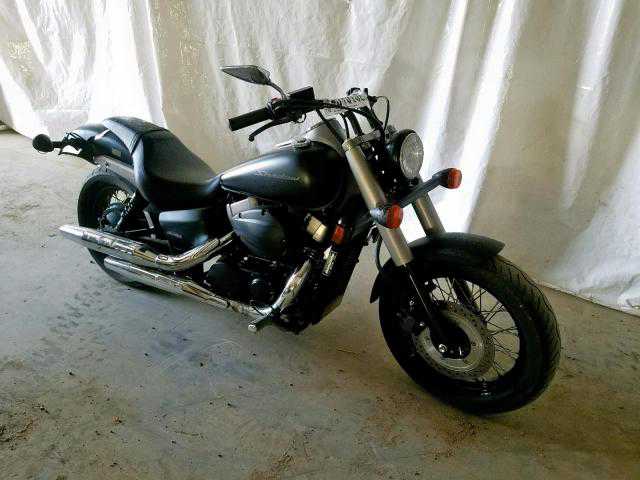 Honda VT750 (Shadow Phantom)
