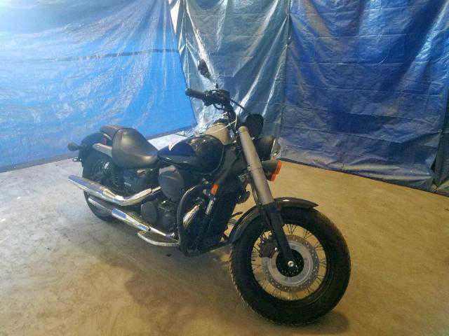 Honda VT750 (Shadow Phantom)