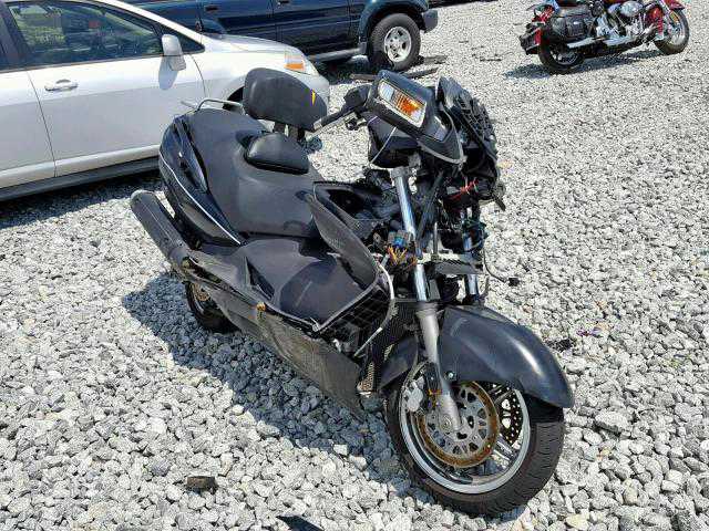 Suzuki AN650