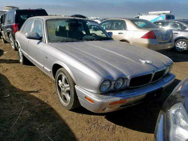 Jaguar XJ