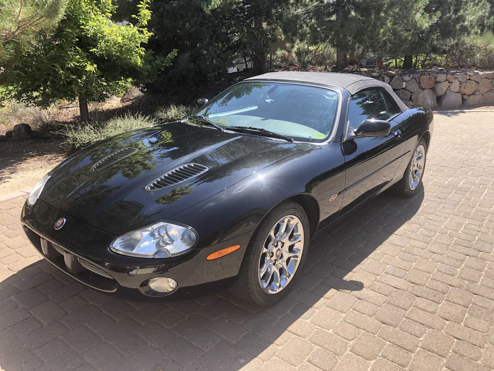 Jaguar XKR