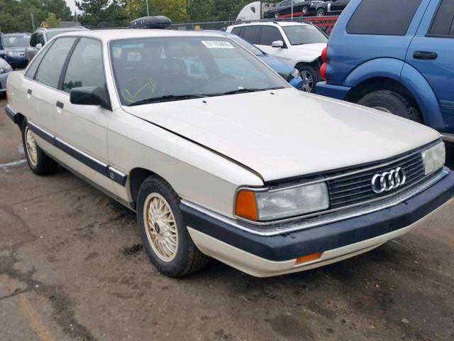 Audi 200
