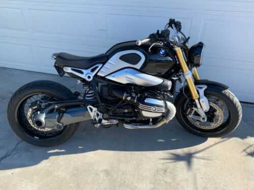BMW R nineT