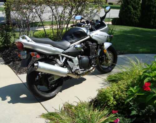 Suzuki GSF1200