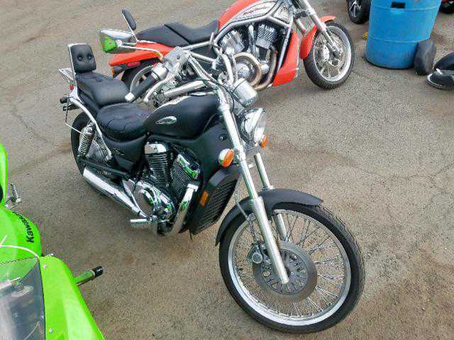 Suzuki VS800