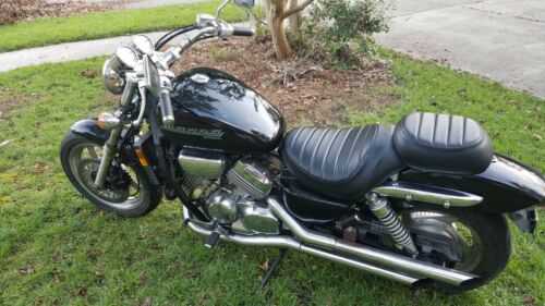 Honda VF750C (MAGNA)