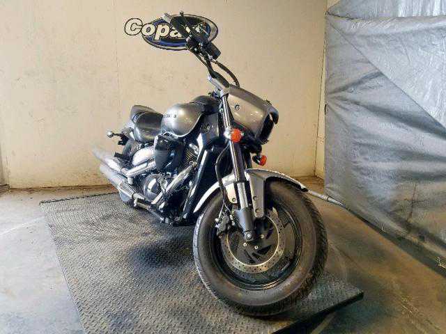 Suzuki VZ800L