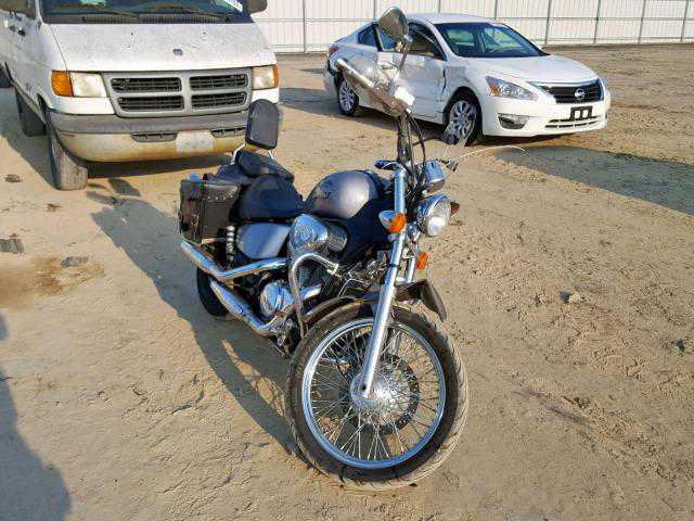 Honda VT600CD (SHADOW VLX DELUXE)
