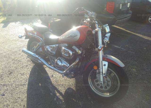 Suzuki VZ800