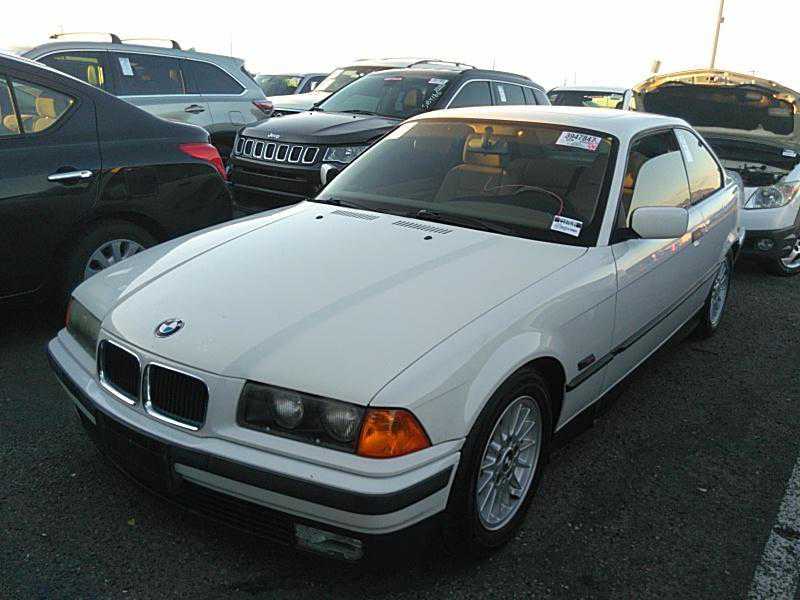 BMW 318iS