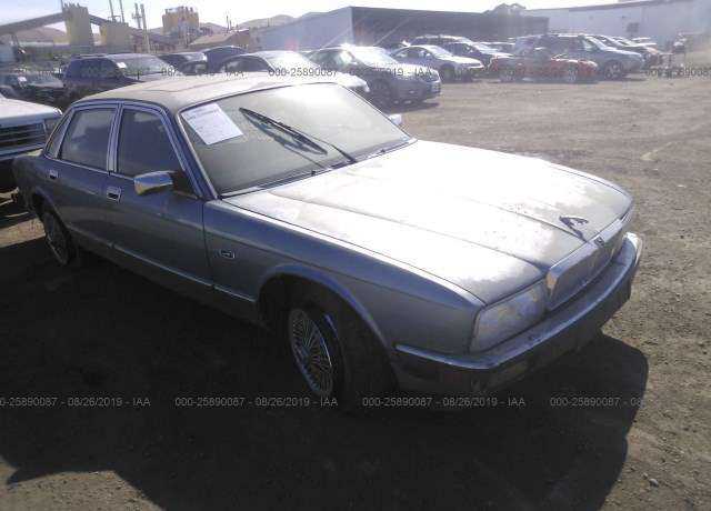 Jaguar XJ6