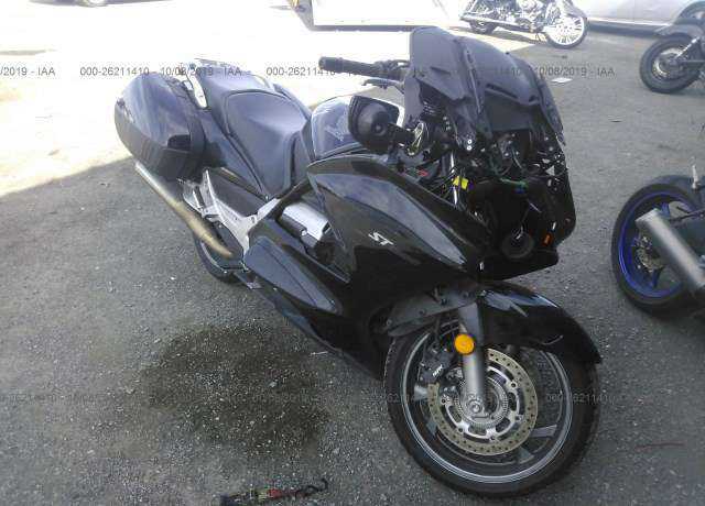 Honda ST1300A/ST1300
